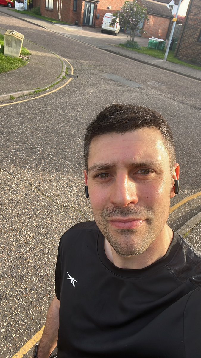 seanmarks10's tweet image. What a result for @MUFCYorkRoad 👌🏻 celebrated with a 🏃🏻 on grass….never again 🤣🤣🤣 #slow #bootson