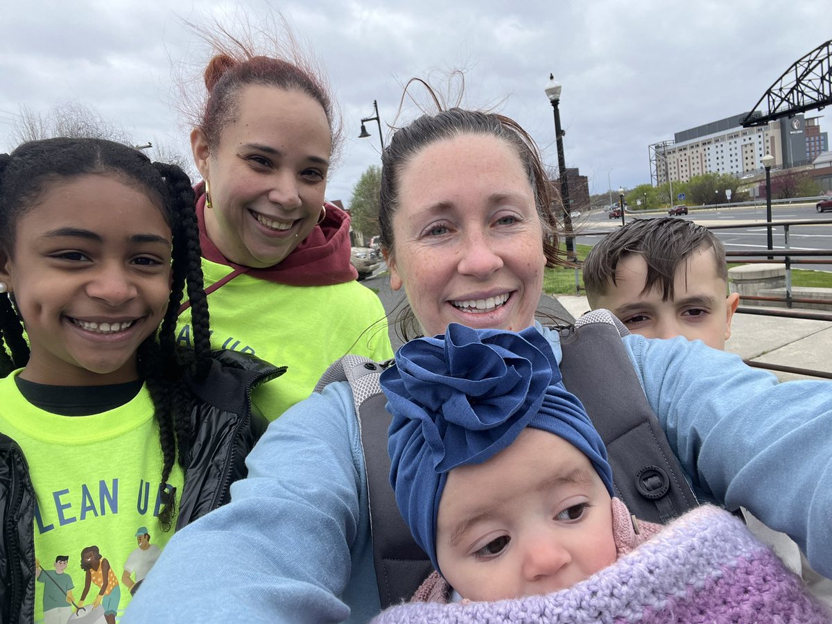 It was a cold and windy morning but that didn’t stop us from joining @caclv for the first southside cleanup of the year! @DoneganBASD @LehighCSO @BethlehemAreaSD