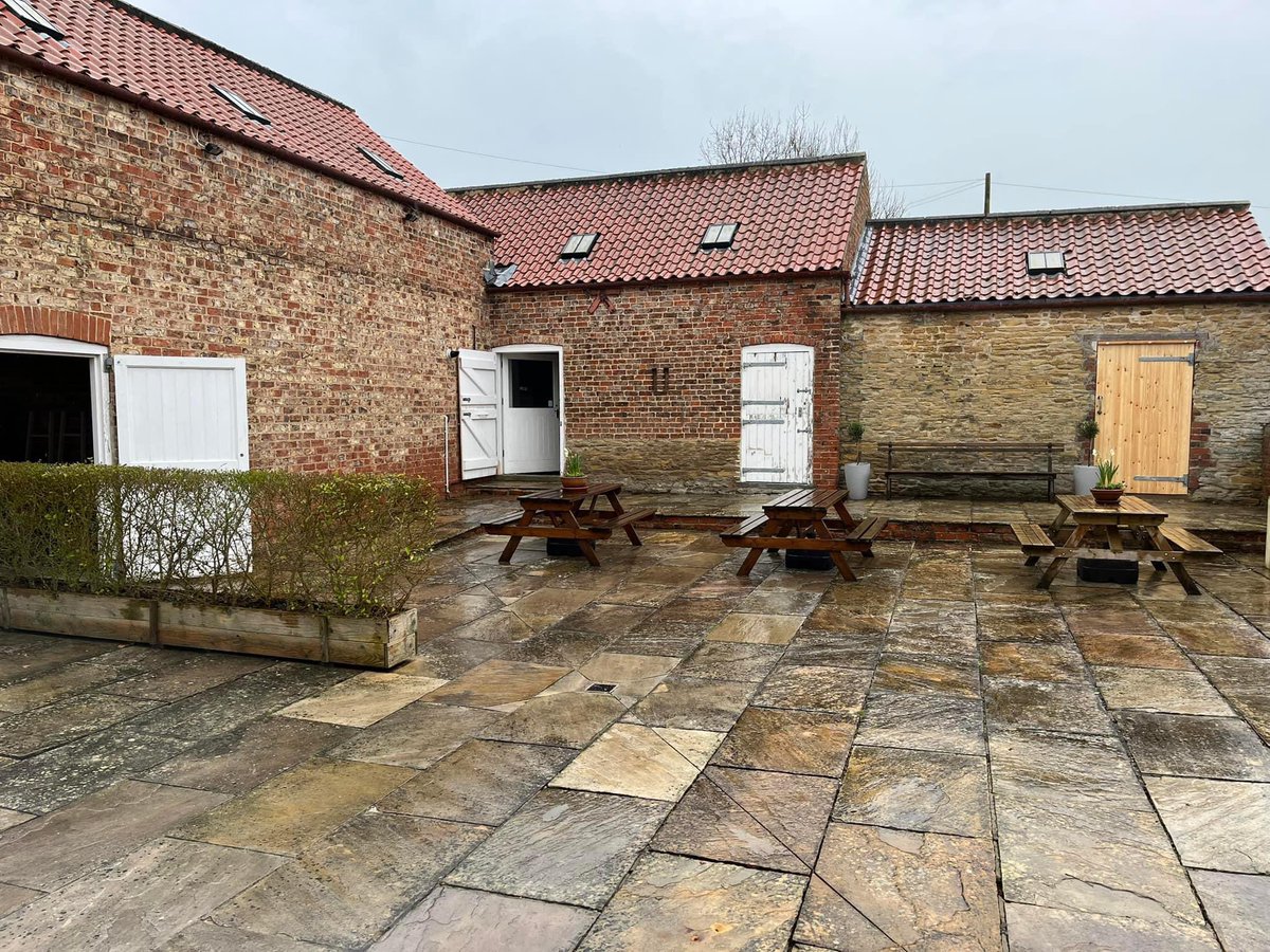 HazelwoodFarm's tweet image. Wow - we are so lucky to have The Bakehouse Yorkshire on our doorstep. A walk across the fields to this heavenly cake and coffee stop! #crayke #bakehouseyorkshire #SupportLocal