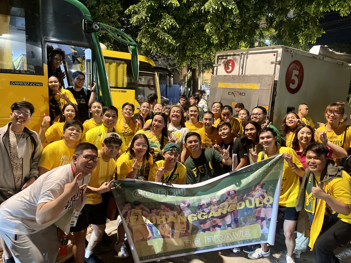 FEUTAMbayers's tweet photo. Through the highest of highs and lowest of lows, always #FEUHanggangDulo! 💚💛

#UAAPSeason86 https://t.co/m1Nr17R9tT