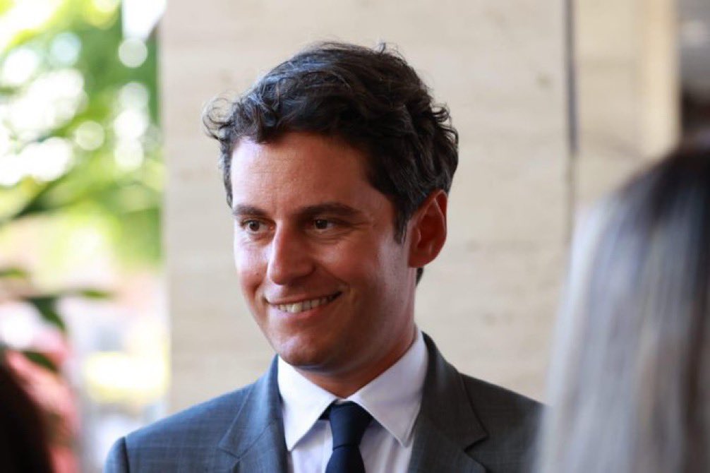 CerfiaFR's tweet image. 🚨🇫🇷 ALERTE INFO | Gabriel Attal envisage d’autoriser les policiers et gendarmes à réaliser des tests salivaires sur les piétons dans les rues pour détecter les consommateurs de cannabis.