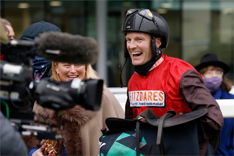 GetYourTipsOut tweet media