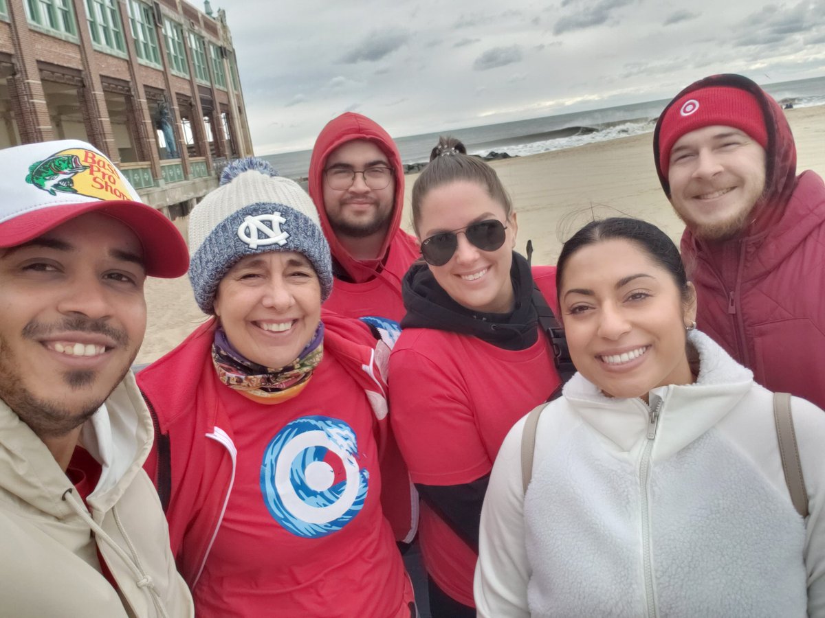 Sandy Hayes tweet media