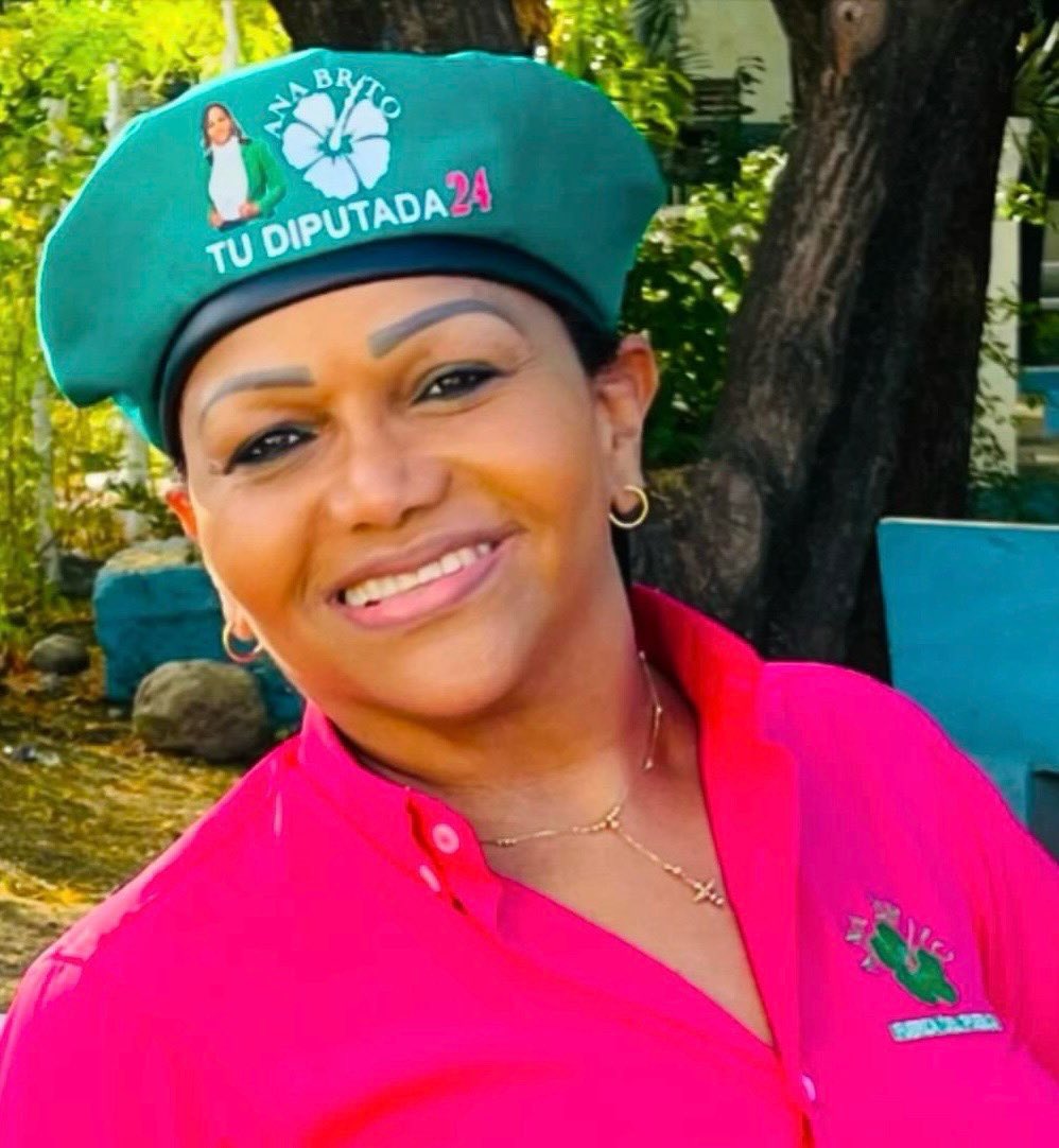 anitabritogil's tweet photo. Fuerte como la roca 🪨 inquebrantable como el diamante 💎
#FuerzaDelPueblo
@LeonelFernandez presidente24
#AnaBritoDiputada24 #VolvamosPa”Lante #AzuaDeCompostela #ComprometidaConAzua #SeVan
@Edhoarda22 @ConLeonel1 @radhamesjimenez @OmarLFernandez @CesarAFernandz https://t.co/BVX7Kf47M1