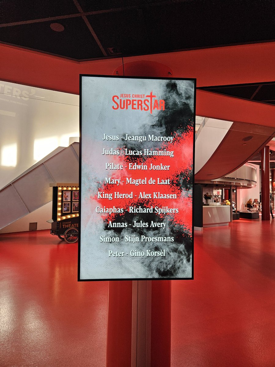 AnitaPeeters's tweet photo. Vanmiddag naar #JesusChristSuperstar geweest #indrukwekkend met #jeanguMacrooy #EdwinJonker en anderen #fenomenaal zoo Genoten dank! โค๏ธ @ChasseTheater ๐ ๐๐๐ #musical #uitgaan #ontspannen wat 'n lieve jongen ook #Jeangu en erg lang ๐คฃ jij was #briljant jongeman! โ๏ธ๐ https://t.co/D4TpsPT1hl