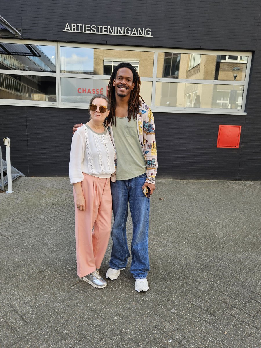 AnitaPeeters's tweet photo. Vanmiddag naar #JesusChristSuperstar geweest #indrukwekkend met #jeanguMacrooy #EdwinJonker en anderen #fenomenaal zoo Genoten dank! โค๏ธ @ChasseTheater ๐ ๐๐๐ #musical #uitgaan #ontspannen wat 'n lieve jongen ook #Jeangu en erg lang ๐คฃ jij was #briljant jongeman! โ๏ธ๐ https://t.co/D4TpsPT1hl