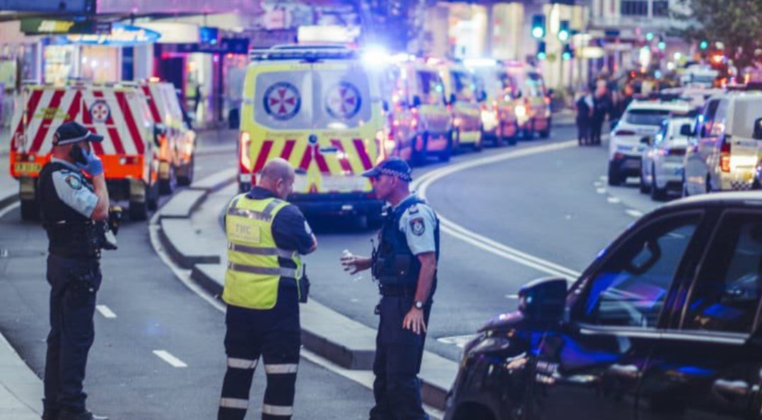 MrMirza3000's tweet photo. What happened in Sydney today is so heart-aching and act of terror.

SYDNEY POLICE CONFIRM MASS STABBING WASN'T TERRORISM

LME: They found out it wasn't a Muslim, so now it's no longer a terrorist attack

BAISED MAINSTREAM MEDIA

Source:@ShaykhSulaiman https://t.co/IdO4kNPeDw