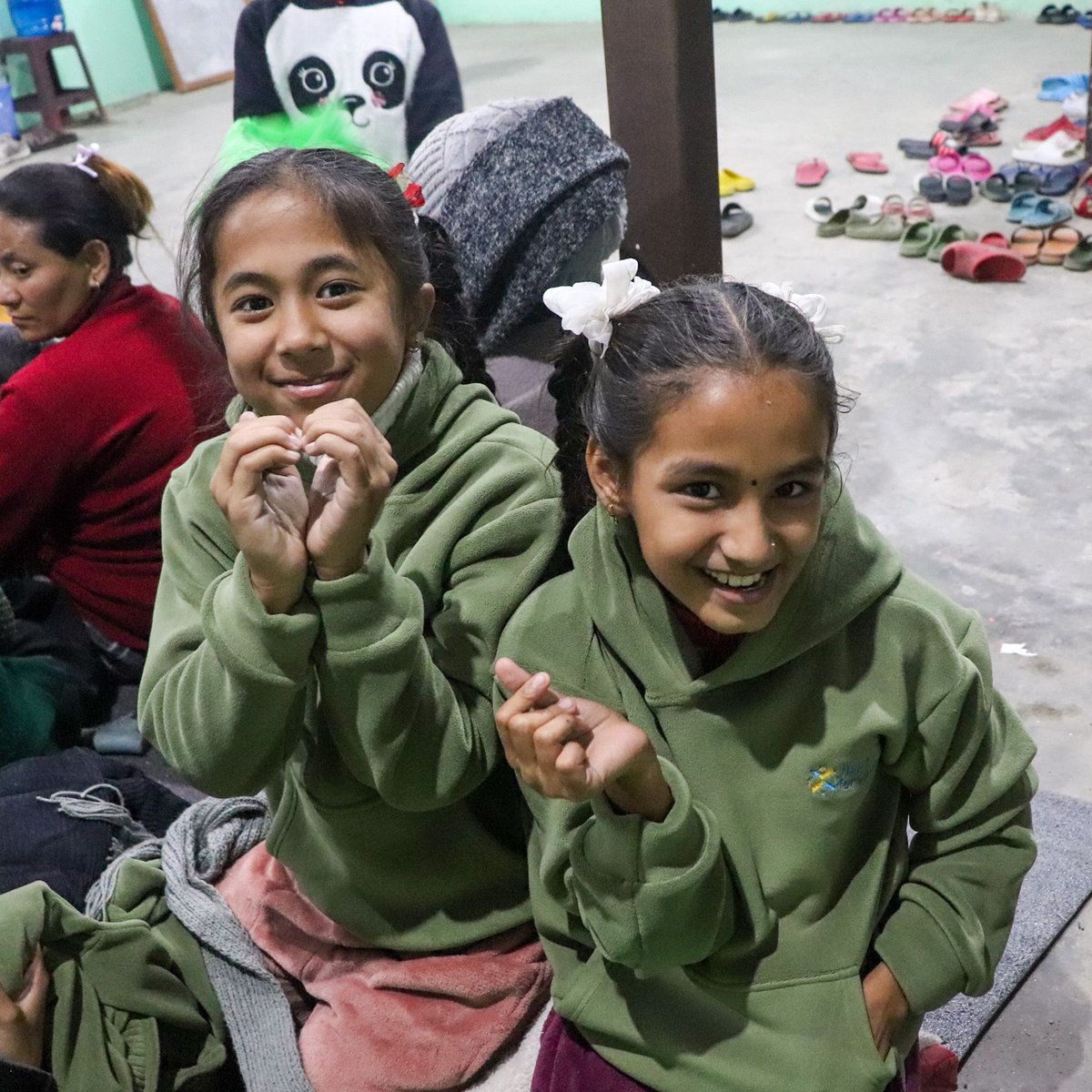 GFACA's tweet image. Last December, our child sponsorship program had the opportunity to distribute winter clothing to 81 children in the cold regions of Nepal!

Thank you for helping us make a difference 👏

#GFAWorld #winterclothes #childsponsorship
