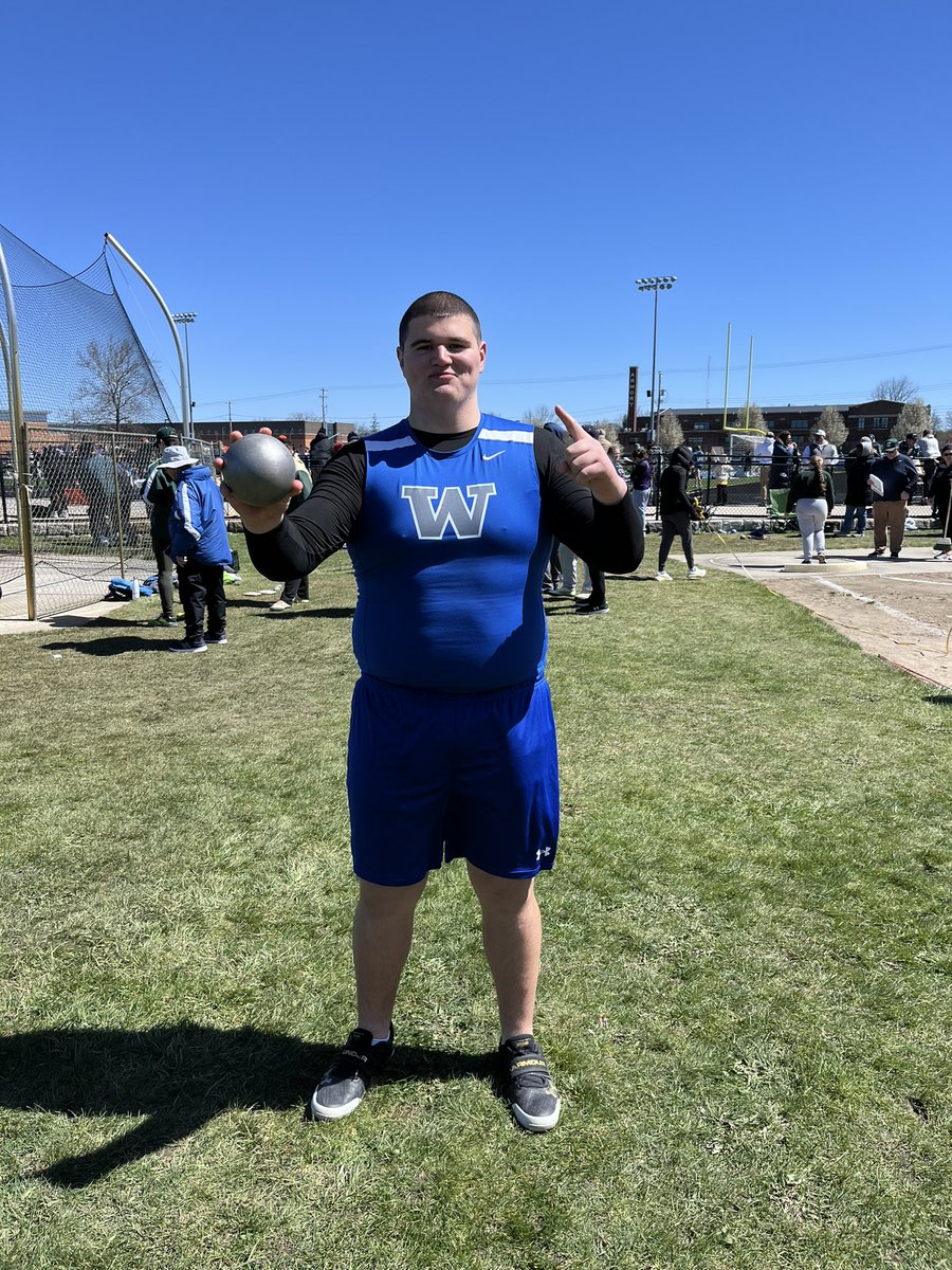 ‼️MEET RECORD ALERT‼️@LVaughan2025 just broke the @lansingcatholic relay meet record in the Shot Put with a throw of 51’ 10” 🥇@WLWAthletics @WLW_track @WLWestern_FB @D_M_Vaughan @vaughan_tam @Jamesol69676324