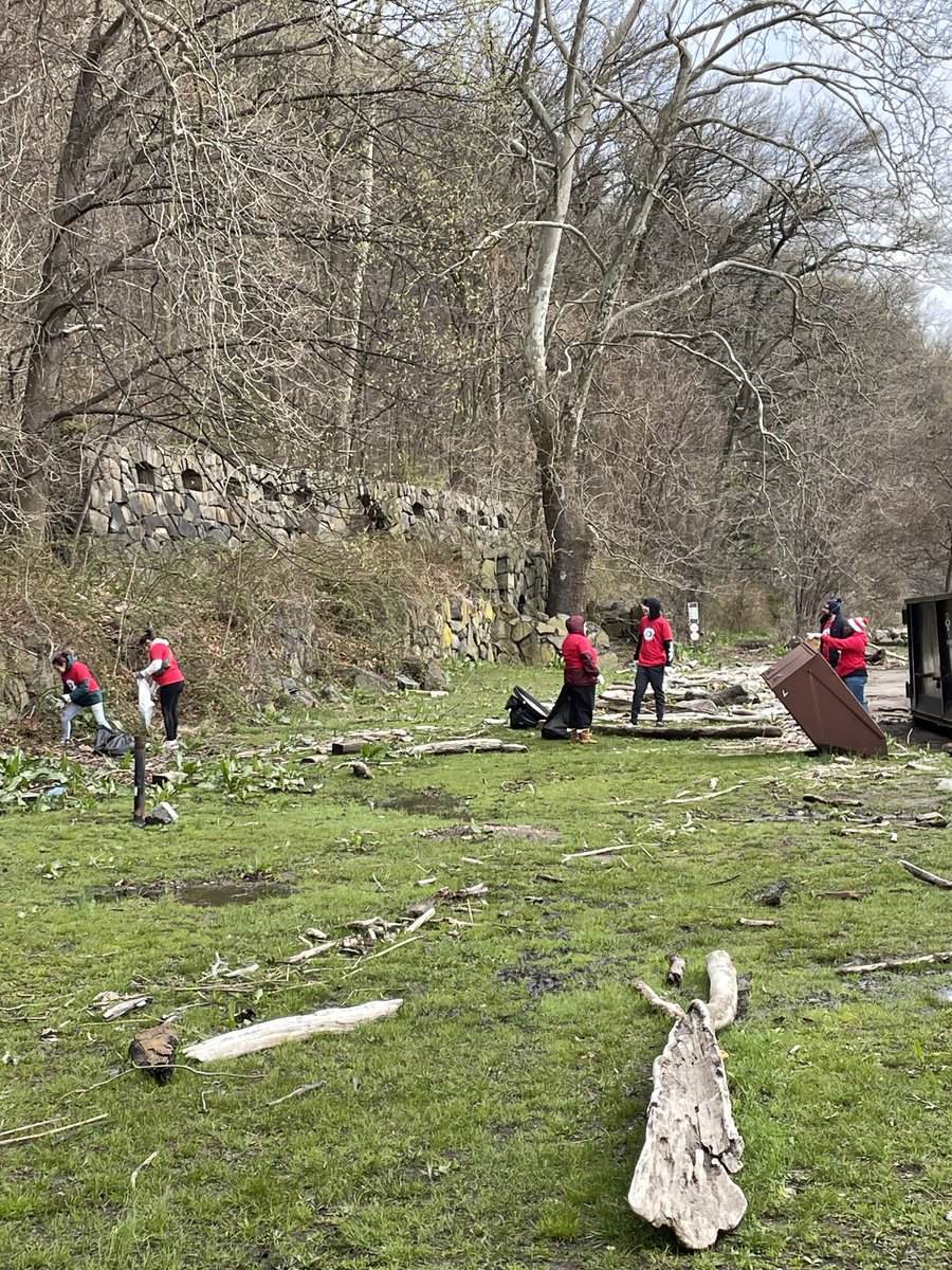 Sandy Hayes tweet media