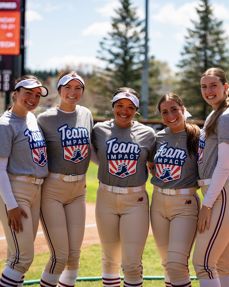 BC_Softball's tweet image. Cerebral palsy awareness game @ VT💚

We’re thinking of our amazing teammates Molly &amp;amp; Tessa today at Virginia Tech!! 

#Team41 #ForBoston