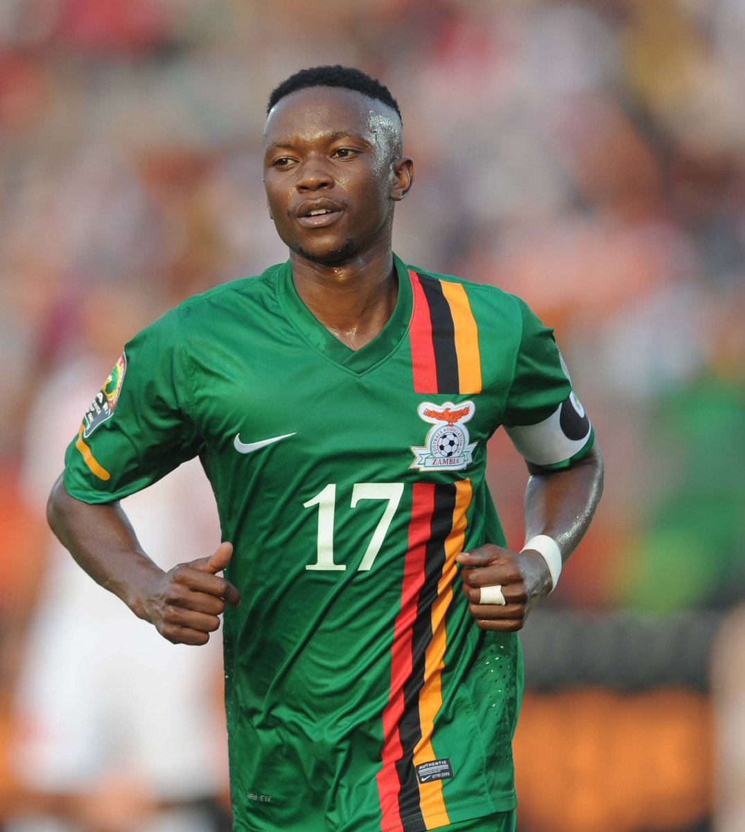 Rainford Kalaba represented our country with pride. One of the pioniers of Zambian football, for 15 years, he wore the Zambian Chipolopolo colors with pride & helped us win our first AFCON. Today after that horrific accident, I join everyone in praying for his quick recovery !!!