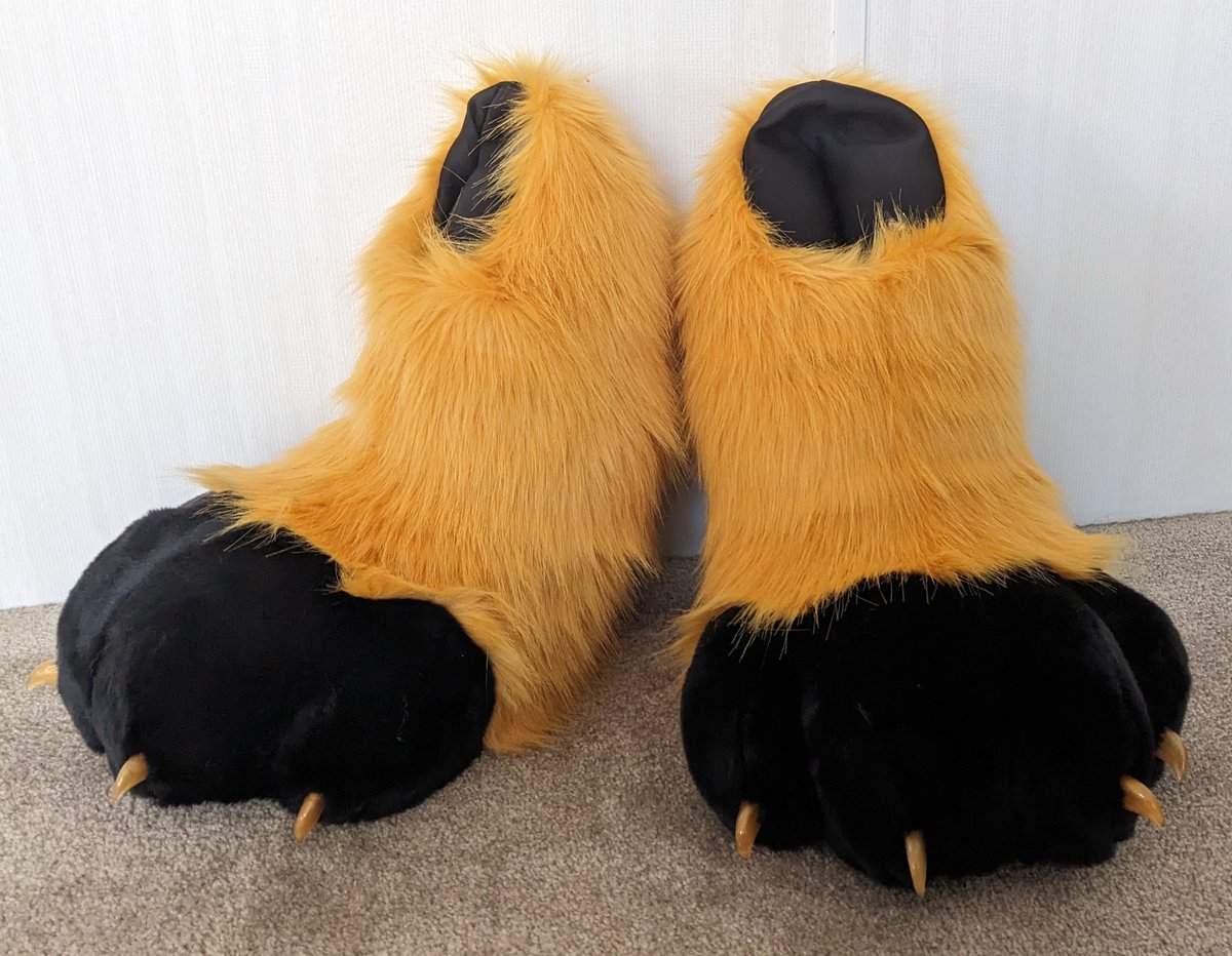 OmnidadCreation's tweet photo. Interested in getting stompy Digi feetpaws yourself? No better time than the present! https://t.co/AE4WHwfc0H