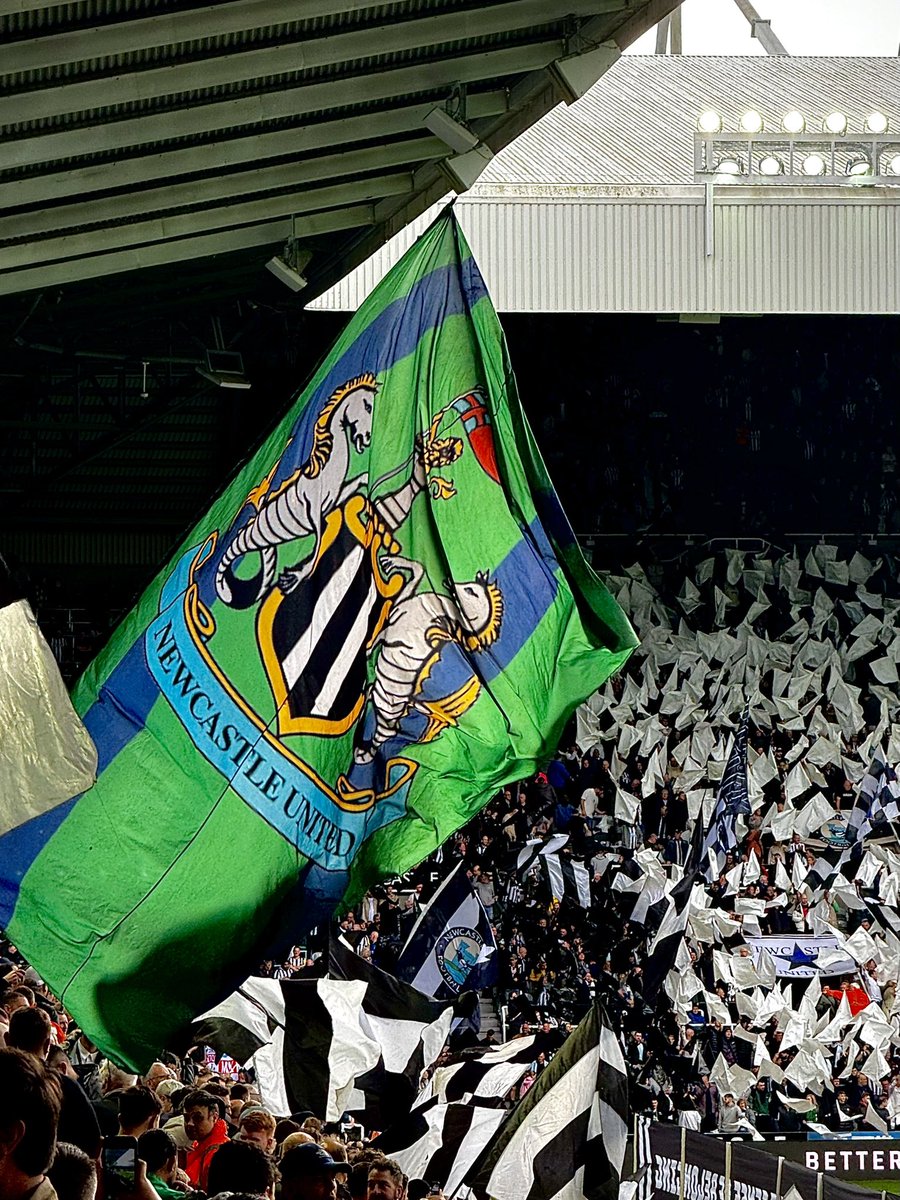 NUFC 

<a href="/worflags/">Wor Flags 🏴🏳</a> <a href="/NUFC/">Newcastle United</a>