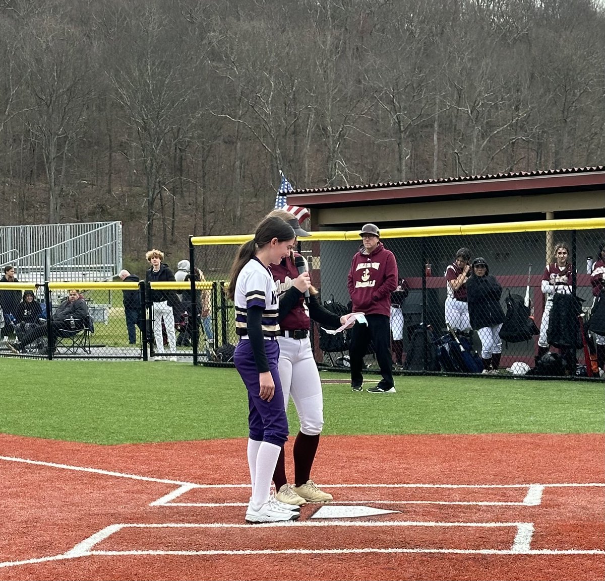 Rams top Arlington B 22-2! The offense was lead by Davida 3-4 w/ 4RBIs, 3Rs, 1BB. Barrett 3-4 w/ 2-2Bs, 2RBIs & 4Rs. And Peyton Conti got her 1st varsity hit, a 2Run HR, 4-2 w/ HR, 2B, 4RBIs, 2Rs & 2BBs! Tighe gave up 0 ERs and got the win for the now 6-0 Rams!! @LoHud_Debbie