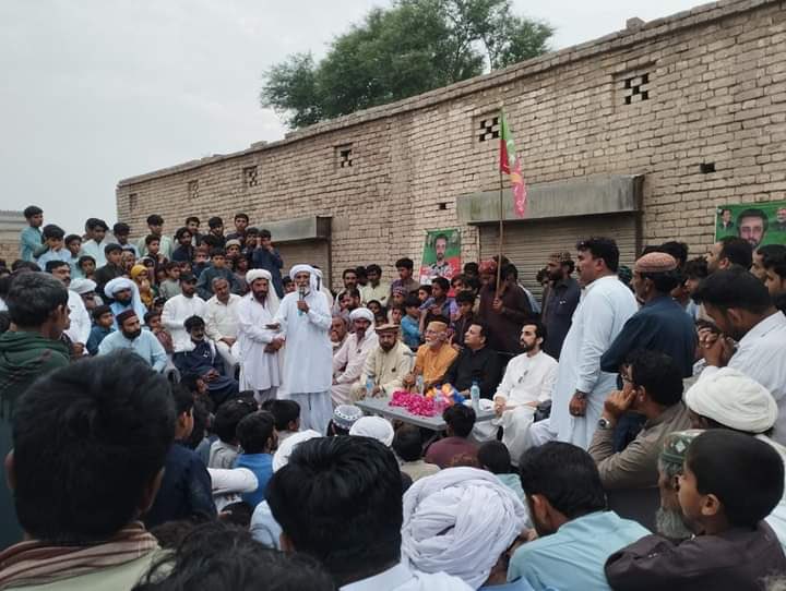 PTI_Politics's tweet photo. PTI’s Candidate PP 290 Dera Ghazi Khan Sardar Mouiddin Khan Khosa Doing Campaign For Bye Elections

Election Symbol: Tap
Polling Day: 21 April https://t.co/zaTdruNsva