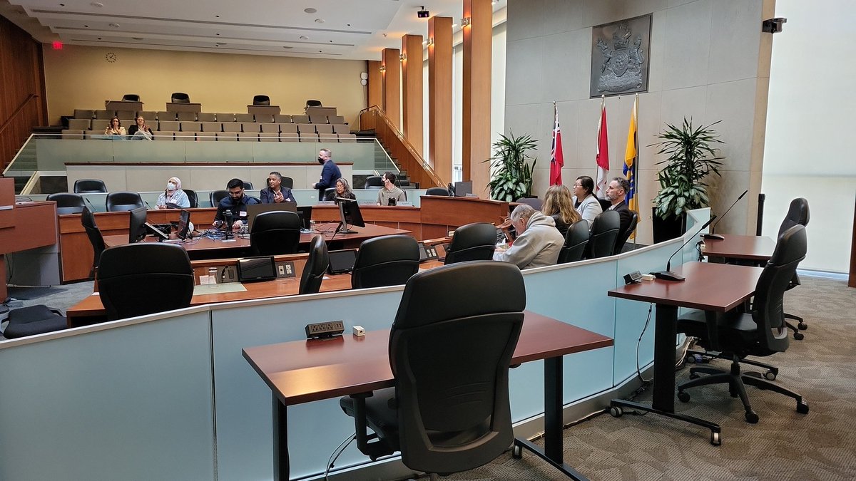 I am at #hamont City Hall for the Youth Town Hall, which is bringing together the City's youth strategy and @MCHHamilton. #yhmcc