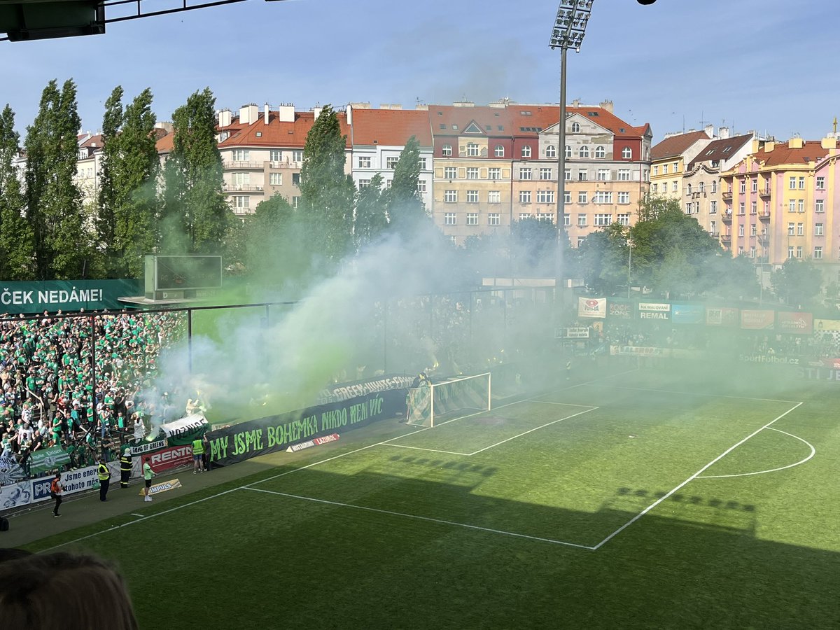 groundhoppers_'s tweet photo. Groundhopping in Praha🇨🇿
Bohemians Praha 1905🦘 - Athletic Club Sparta Praha
🏆Czech Liga🇨🇿
🗓️13/04/2024 15:00
🏟️Městský stadion Ďolíček
🗣️7,500
#football #groundhopping #ultras #bohemians #sparta #prague #praha #czech https://t.co/GdxaVPXplm