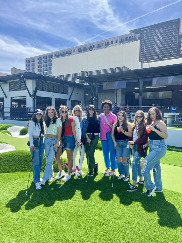 Our team swapped dental tools for putters and had a blast honing our golf skills and indulging in some friendly competition for our Team Outing @PopstrokeGolf! 🏌️‍♀️⛳️ 😁

#TeamOuting #SweetToothDentalLoft #PopstrokeFun #TheColonyTX #puttputt