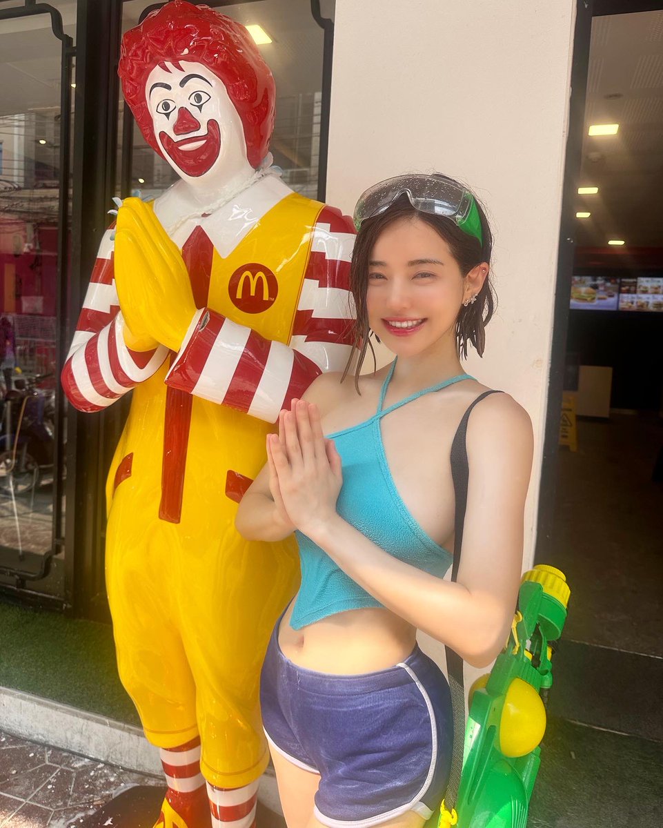 dj_soda_'s tweet photo. Let’s celebrate Songkran Mahanakhon Festival with me today on April 14th 7pm at Mahanakhon Square,🔫💦King Power Mahanakhon! Everyone is totally welcomed and it’s freeeee! 
Let’s enjoy Songkran together!💕💕 https://t.co/lpR1E9RPxm