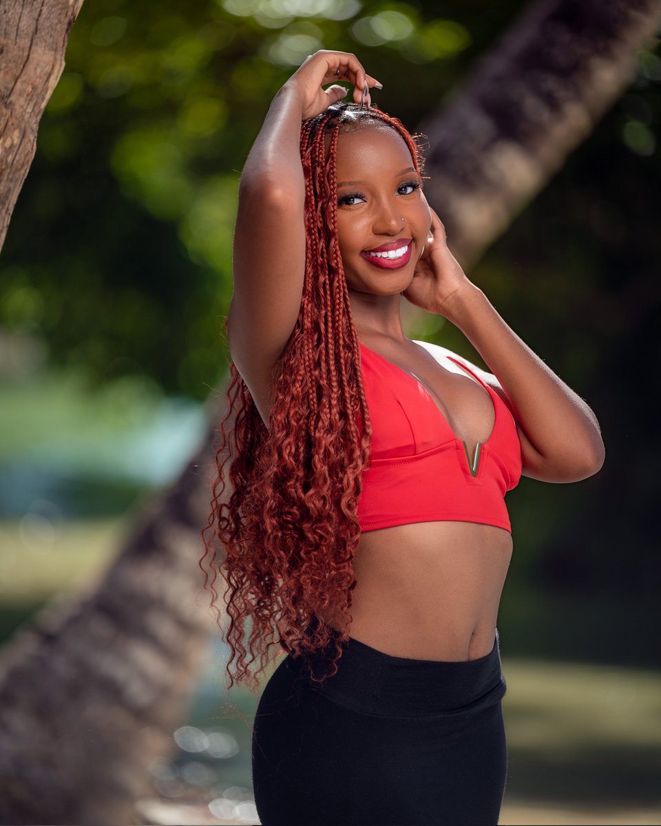 SullivanDante11's tweet photo. Superlative Portraits of Kayla.
Assistant:@chrissschills
#shutterbugske #outdoorphotography #photography #nikon85mm #outdoors #outdoor #photooftheday #mombasaphotography #mombasaphotographer #naturelovers #nikonphotography #photographer #portrait #ig #portraitphotography https://t.co/ep1Y26qt4K