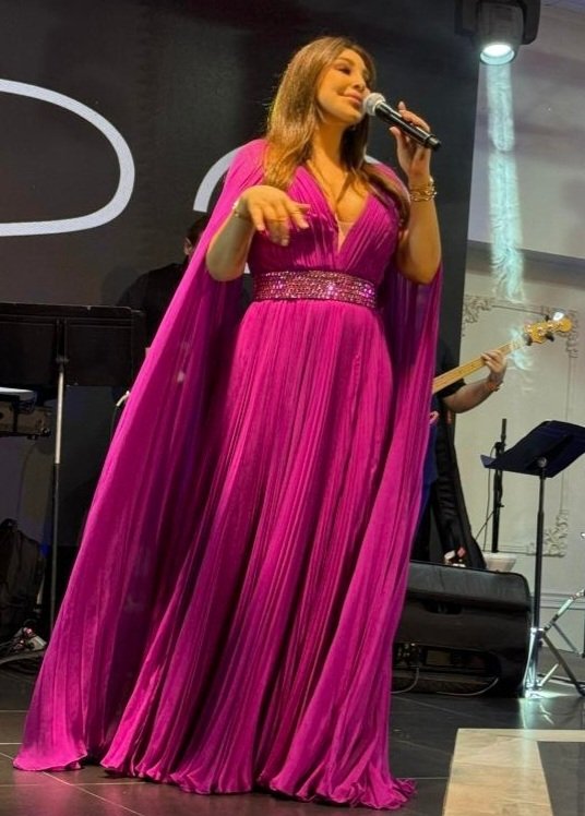 mohamedmansury's tweet photo. #اليسا مافي حفله قريبه ب #مصر او #تونس والله راح كون أول الحاضرين هاد اقصى امكانياتي للسفر 😅😅
والله كل ما أشوفلك حفله بحس بالغيره من الناس والجمهور اللي قدامك وبتمنى من كل قلبي لو كنت واحد منهم 🥺🥺
@elissakh
#Elissa_USA_Tour
#ElissaInDetroit https://t.co/XIqAXUL4N8