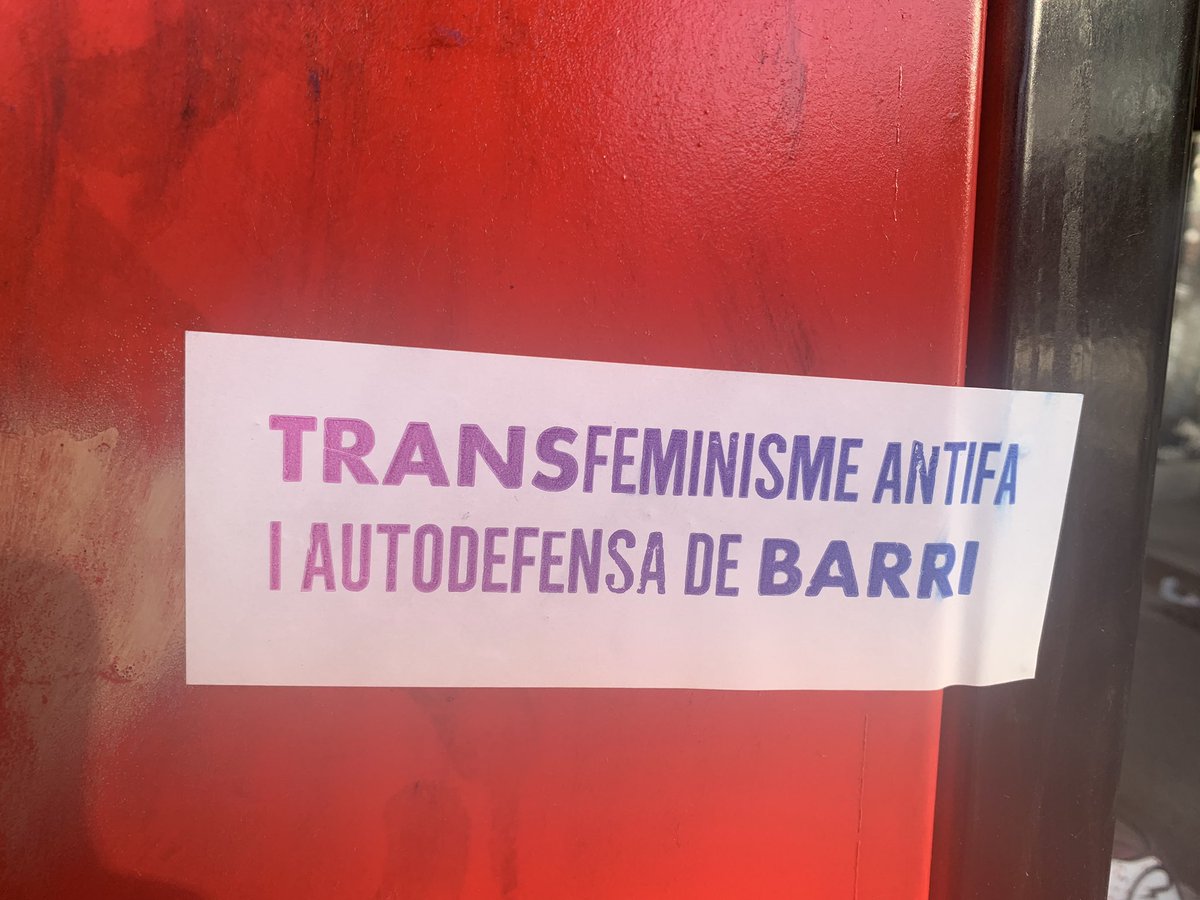 Prou agressions LGBTI-FÒBIQUES als barris de Barcelona i arreu del territori. Caldrà organitzar-nos als barris i pobles i unir les lluites!