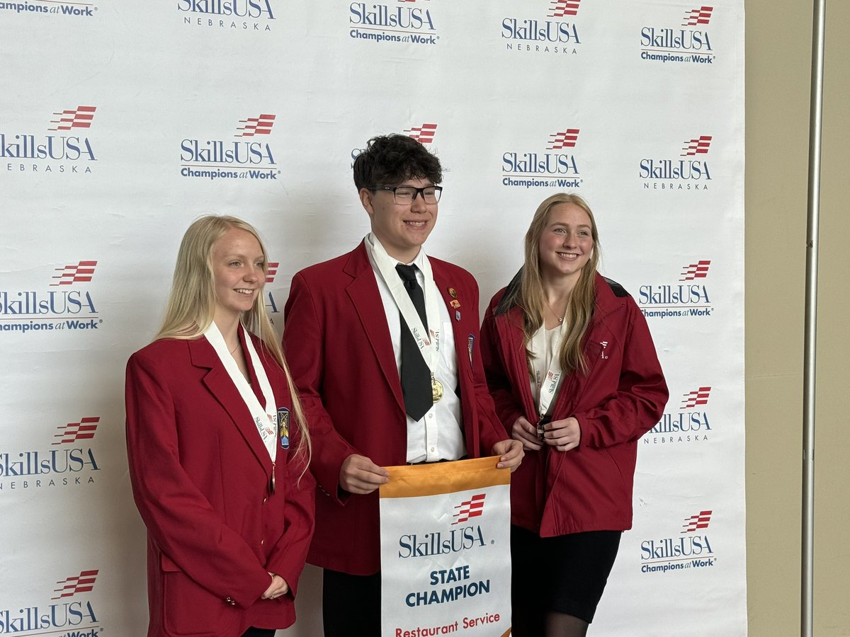 Ansley being home 2nd place in Restaurant Service!  #aurorahuskies