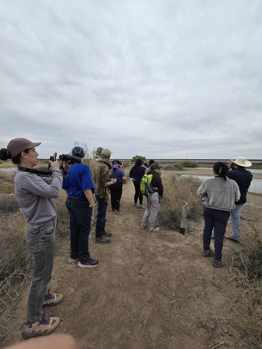 Day 2 of 'Exploring Environmental Restoration' Workshop: Witnessed the incredible impact of community involvement at Rio Bosque Wetland!
@NOAAeducation @RioBosqueWetlands #ProudPartner
 #YoungStewards #EnvironmentalStewardship #ElPasoConservation'