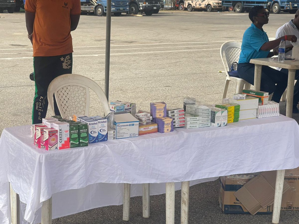hislovefdn's tweet photo. The Redeemed Christian Church of God City of David Abuja Supports the Islamic Foundation (NASFAT) Abuja in Feeding over 30,000 Muslim Faithfuls During the Ramadan Fast.  #RCCG #Codabuja #redeemcsr #love&amp;compassion https://t.co/2gjhjJReSu