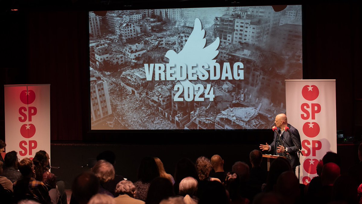SPnl's tweet photo. Vredesdag 2024 🤩

Met een toespraak van @GerrieElfrink en gesprekken met Wendela de Vries, @b_v_apeldoorn, Bert de Belder en Frank Slijper. Over het voorkomen van verdere escalatie en hoe we naar vrede komen. 

Wij zeggen: stop de wapenwedloop! Steun ook https://t.co/jrISigPkt2 https://t.co/D4eYdiWiy4