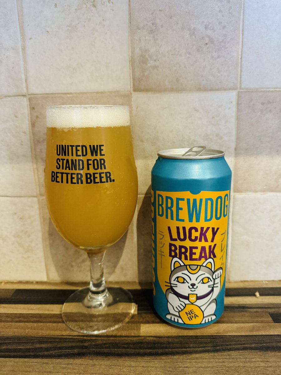 #Brewdog #LuckyBreak #NEIPA #FortuneFavoursTheBrave 🍻