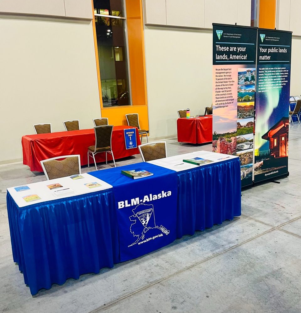 ❗Looking for a new job this Saturday?❗ Come to the Mountain View Boys & Girls Club today from 12 PM to 5 PM at 315 N. Price St. 99508, and meet BLM's recruiter. We want to help you get a new job! #Anchorage #Alaska #CareerFair #Jobs