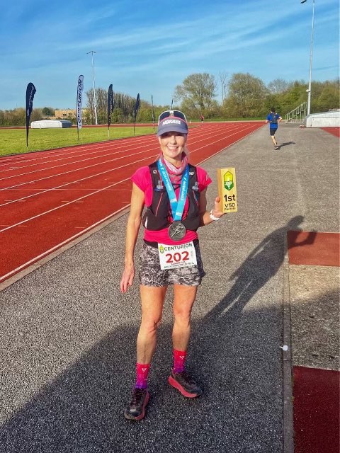 Raworthontherun's tweet photo. In awe of @SamRidleyy - 59 years old and she has just smashed the @centurionrunner South Downs 50 in 9:22 and won her 50-59 age group. Here’s to super speedy 50 plus women 👏👏👏👏 (she’s also @Susie__Chan cousin - in the genes!) https://t.co/Kgi7i96ZKE