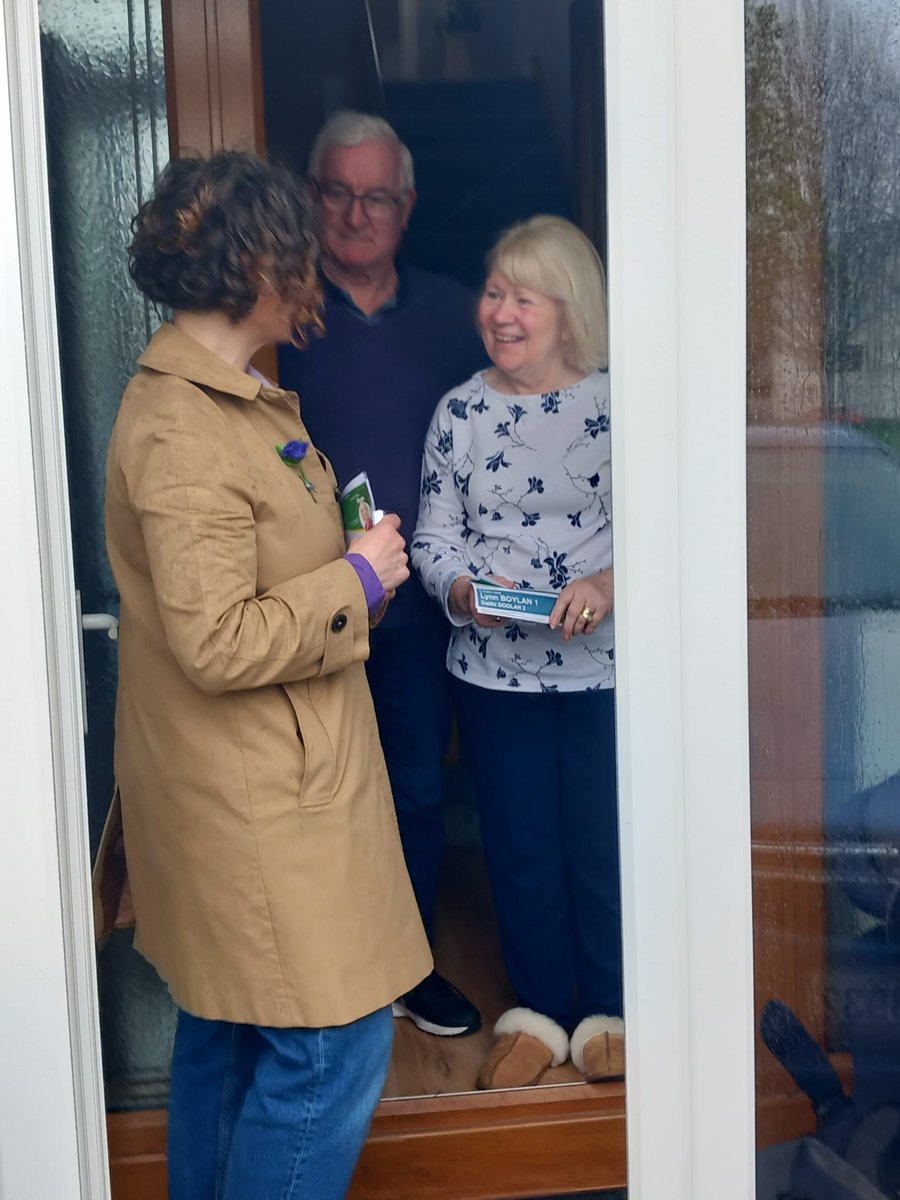 Hitting the footpaths in Coolock with Sinn Féin local election candidates The people want change! #LE24 #EE24