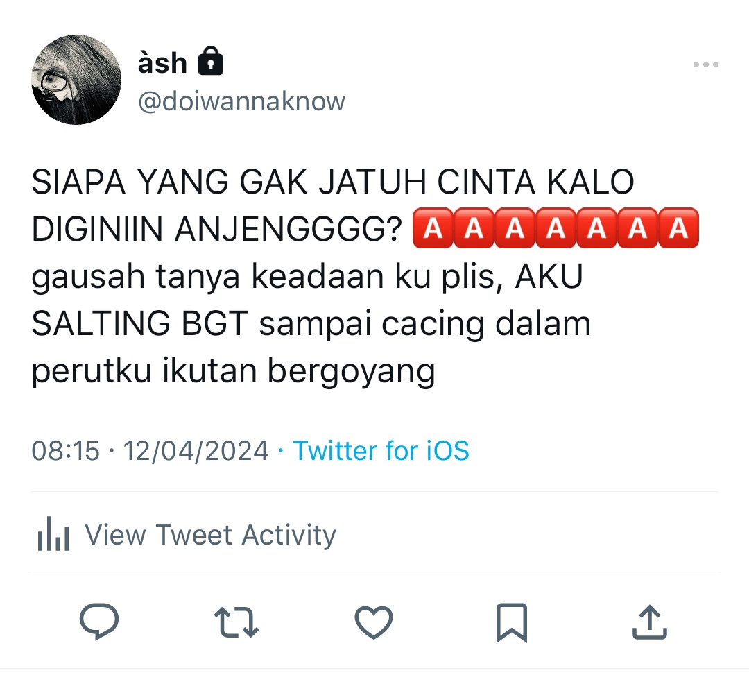 gara-gara jaket. 

lee jeno few tweets au, 
by kyanatales.