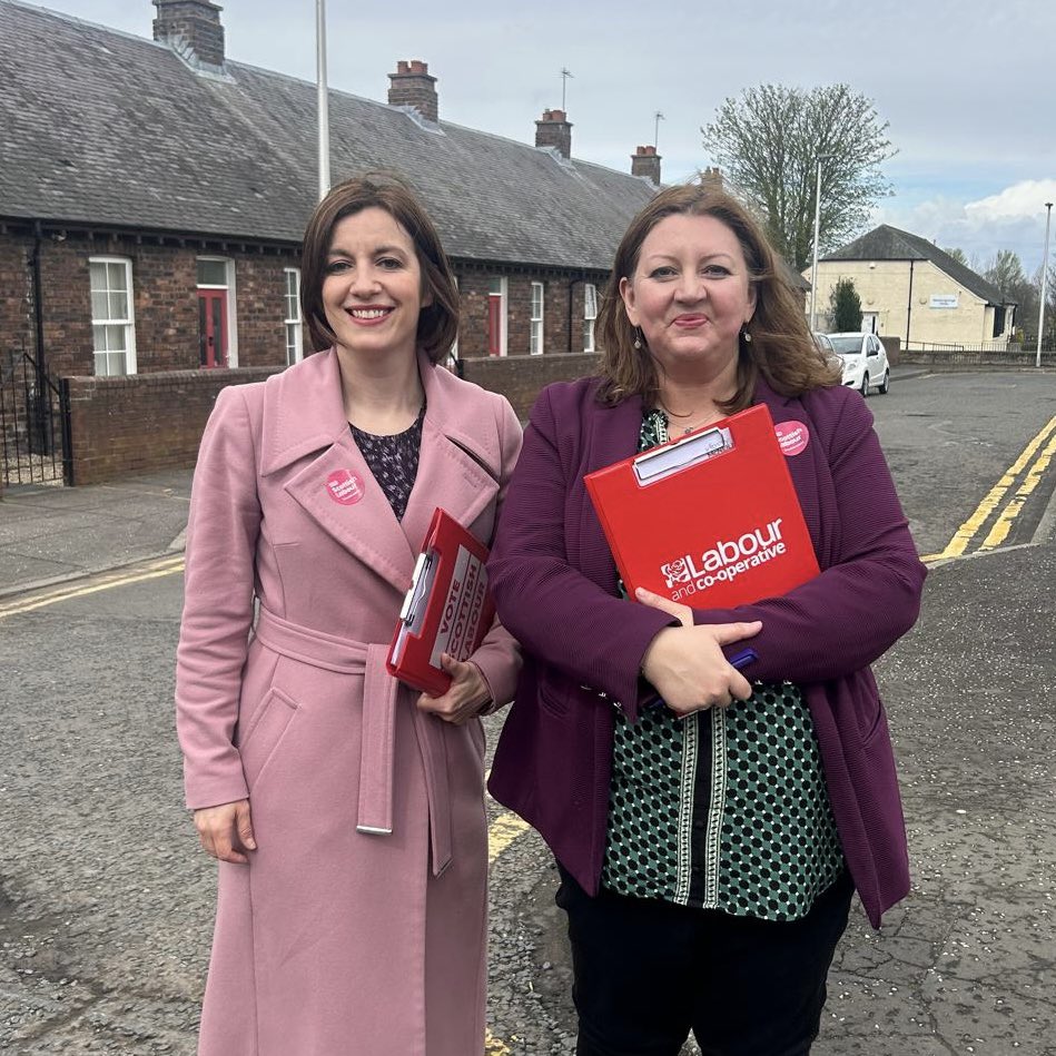 Wonderful to be out on the doorstep in Midlothian today knocking for the fantastic @ScottishLabour candidate @kirstyjmcneill. The biggest casualty of the last 14 years has been hope — in politics, in people, and in our future. It’s time for change. It’s time for Labour.
