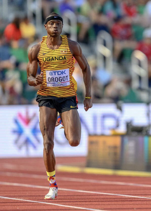 World Lead Ugandan National Record (19.90 secs) Tarsis Orogot 🇺🇬🇺🇬 has run a big Personal Best (PB) of 19.90s to win the men's 200m at the Tom's Jones invitational! He beats Cheickna Traore🇨🇮who clocked 20.25s and Jordan Ware in a time of 20.29s. Congratulations Tarsis