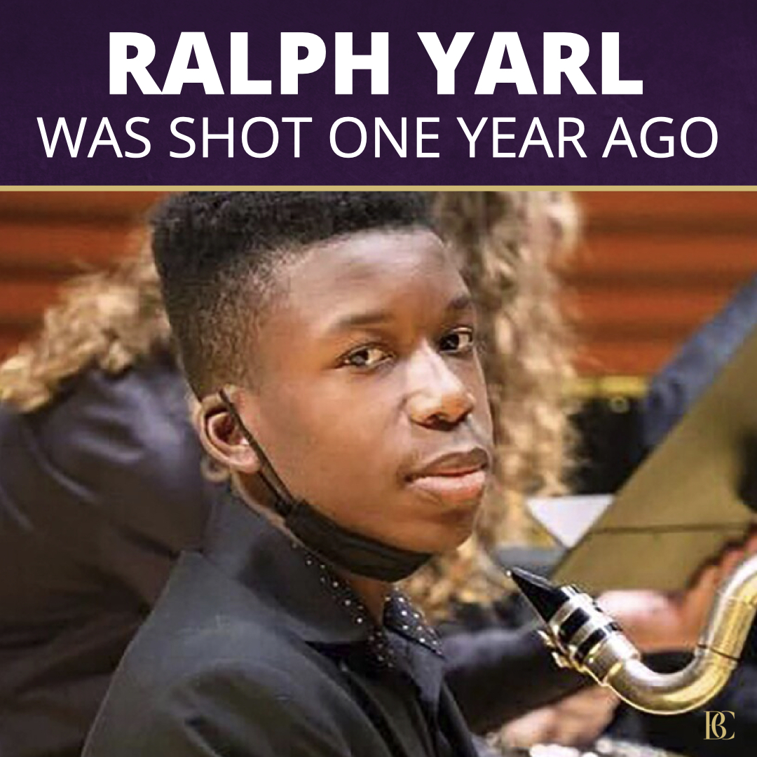 1 year ago, Ralph Yarl was shot in the head after he rang the wrong doorbell in Kansas City, Missouri. Although this young man was involved in a severely traumatic experience, he won't let it define him — he plans to study engineering at a university next fall. 🙏🏿