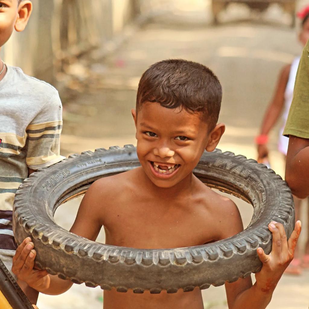 Bappyphotograph's tweet photo. 3rd day of Eid.
#EidCollection2024
#bappyphotographer
#streetphotography
#documentaryphotography
#RohingyaRefugeecamps
Bappy Photographer https://t.co/ftTEquEx3I