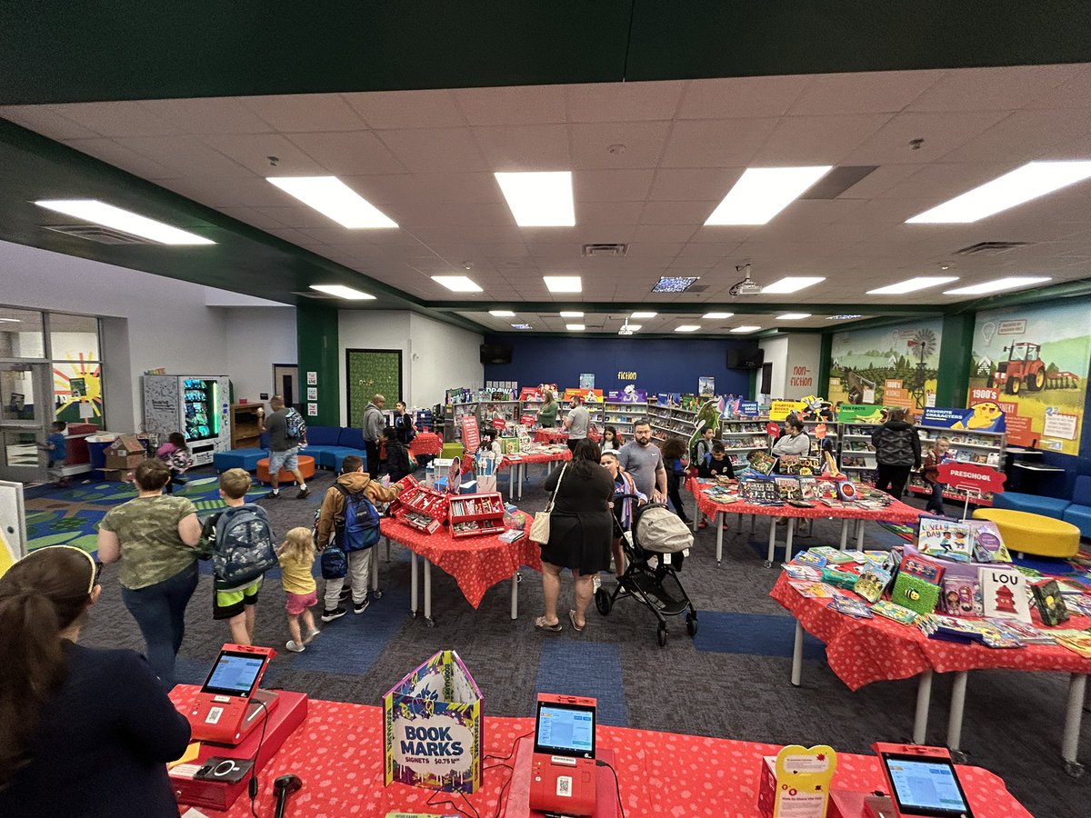 TomlinsonLibrary tweet media