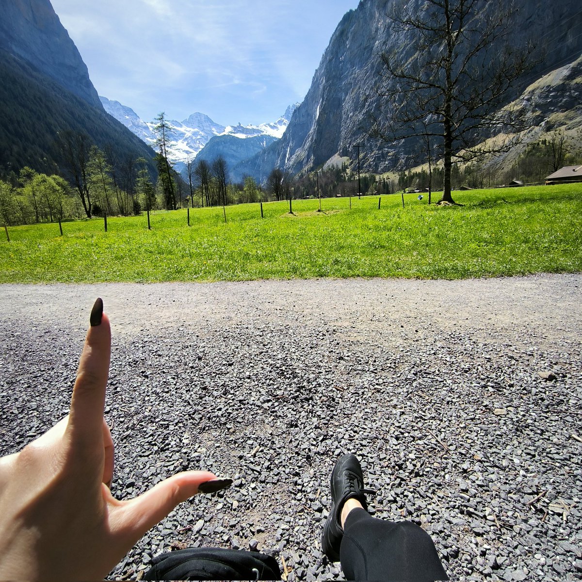 Hätte einen #loser gebrauchen können, der meinen Rucksack trägt 😈

#Findom #Femdom #Moneydom #Herrin #Paypig #betafotze #sklave #hiking