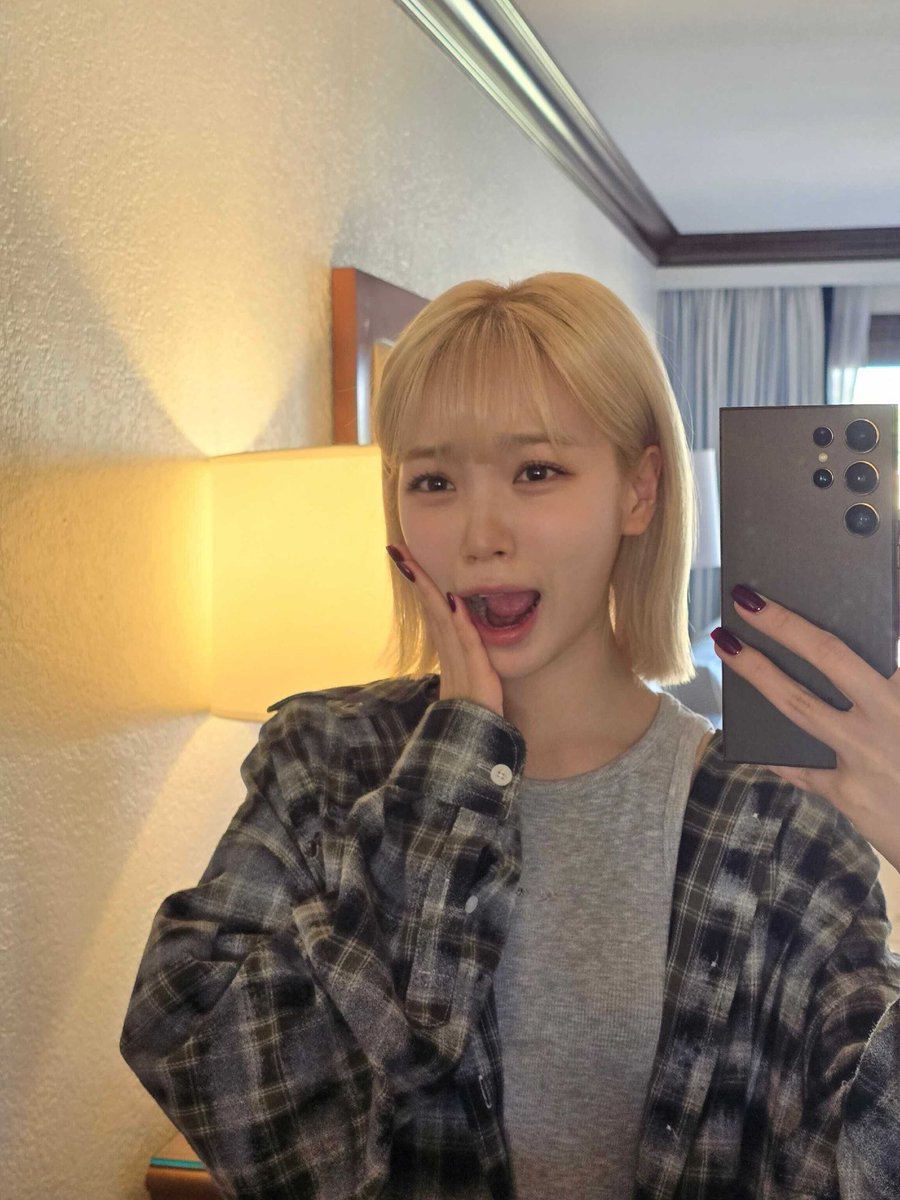IM_LESSER4FIM's tweet photo. FEARNOT!!!! 
I'M SO EXCITED FOR COACHELLA!!!!
we'll have so much fun together!! 🔥 

#LE_SSERAFIM #SORI 🐯 https://t.co/MKk7JMv3gk