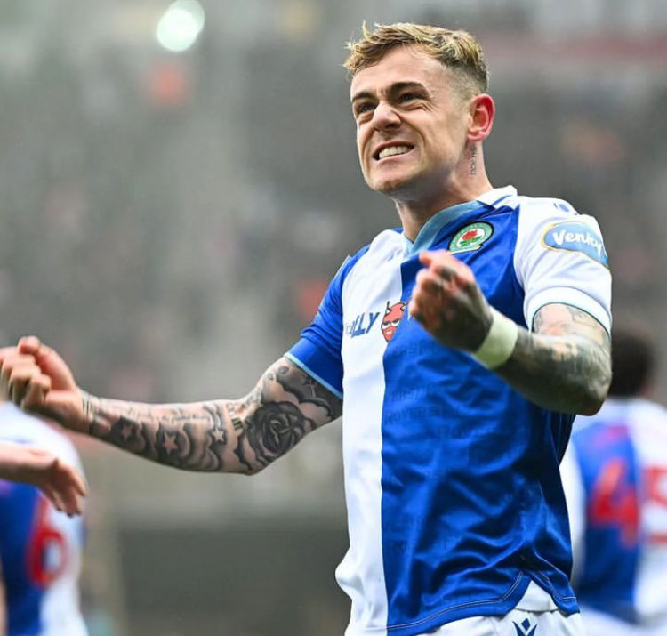 🇮🇪| Sammie Szmodics has just scored his 30th goal of the season 

THIRTY 

Absolutely ridiculous, what a player

😍😍😍
