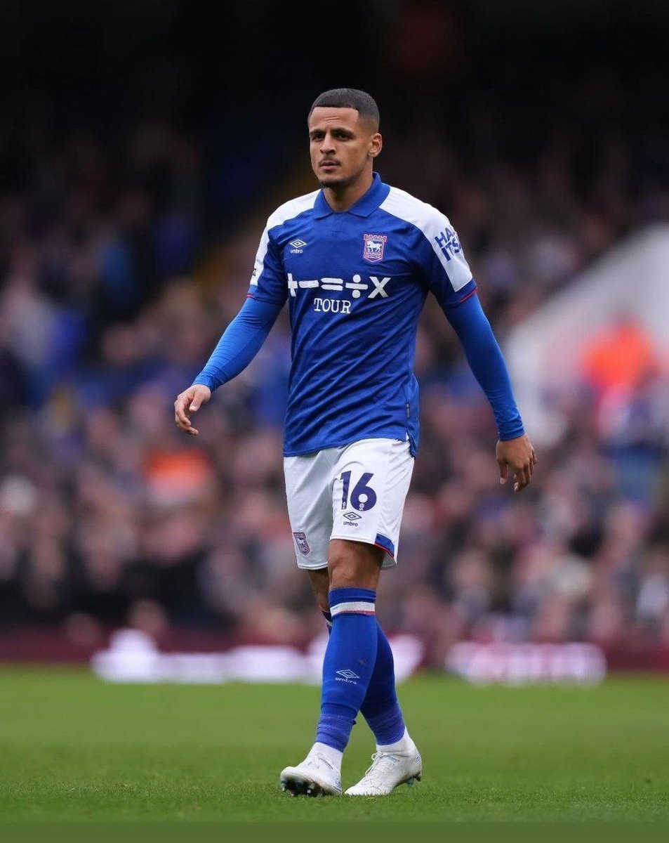 🚨🚨 Ali Al-Hamadi is in the starting line-up for Ipswich Town #itfc against @Boro in the Championship! The 22-year-old striker becomes the first Iraqi player to make a start in the second tier of English Football. 🇮🇶🏴󠁧󠁢󠁥󠁮󠁧󠁿 Good luck! @alikalhamadi ❤️