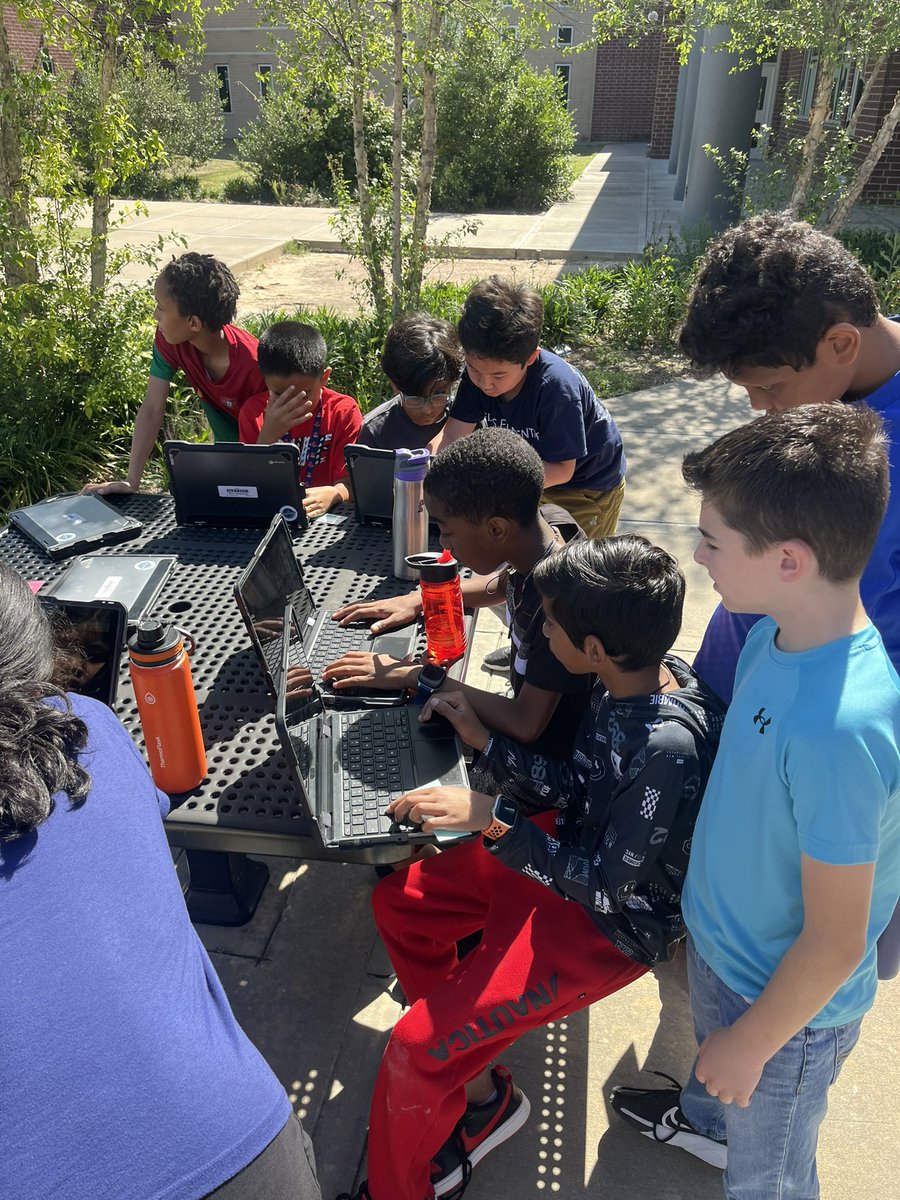 Shelby Swancoat tweet media