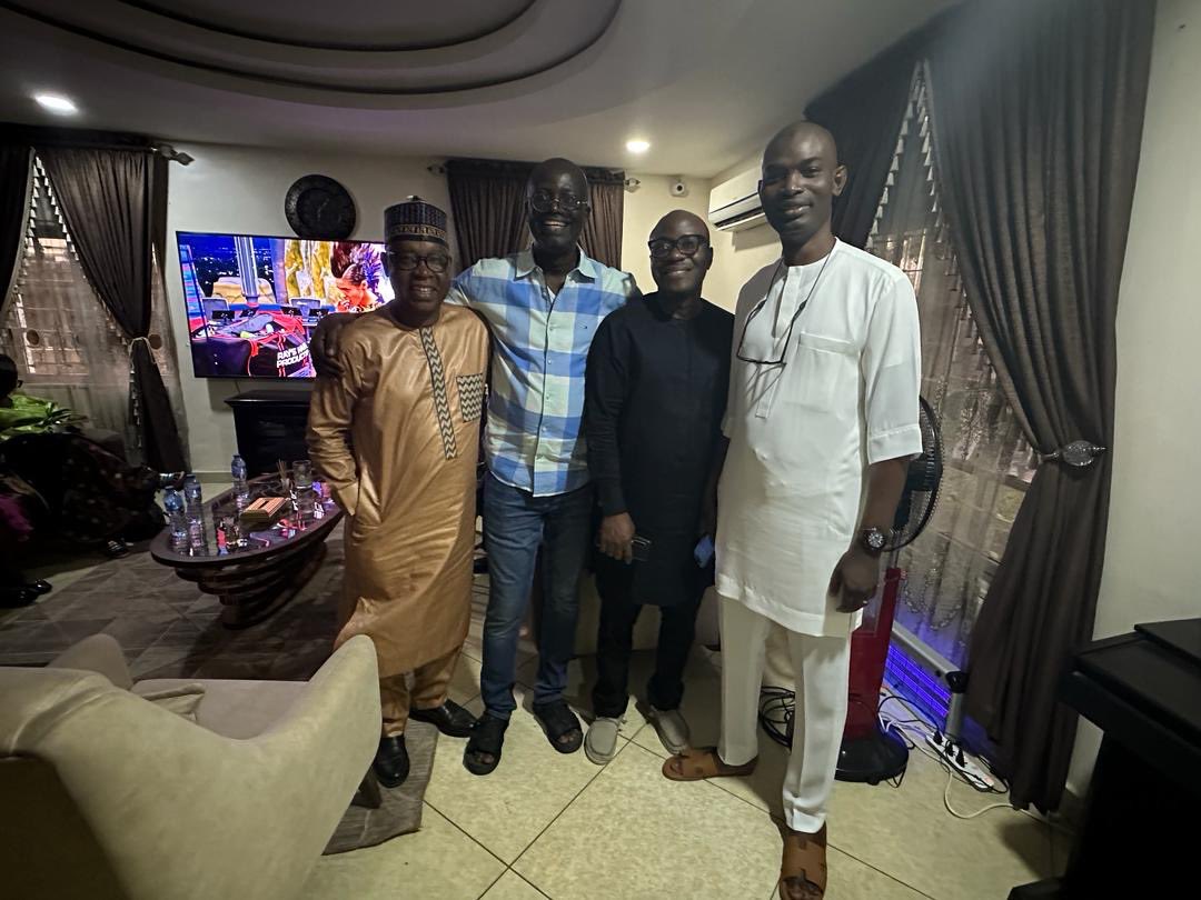 A founding member of NEITI Board, former Presidential Spokesman and Chairman, ThisDay Editorial Board, Segun Adeniyi held a party to honour his dear wife Tosin at 50. The event was a reunion of old friends & colleagues. @DrOrjiOOrji @EITIorg @THISDAYLIVE