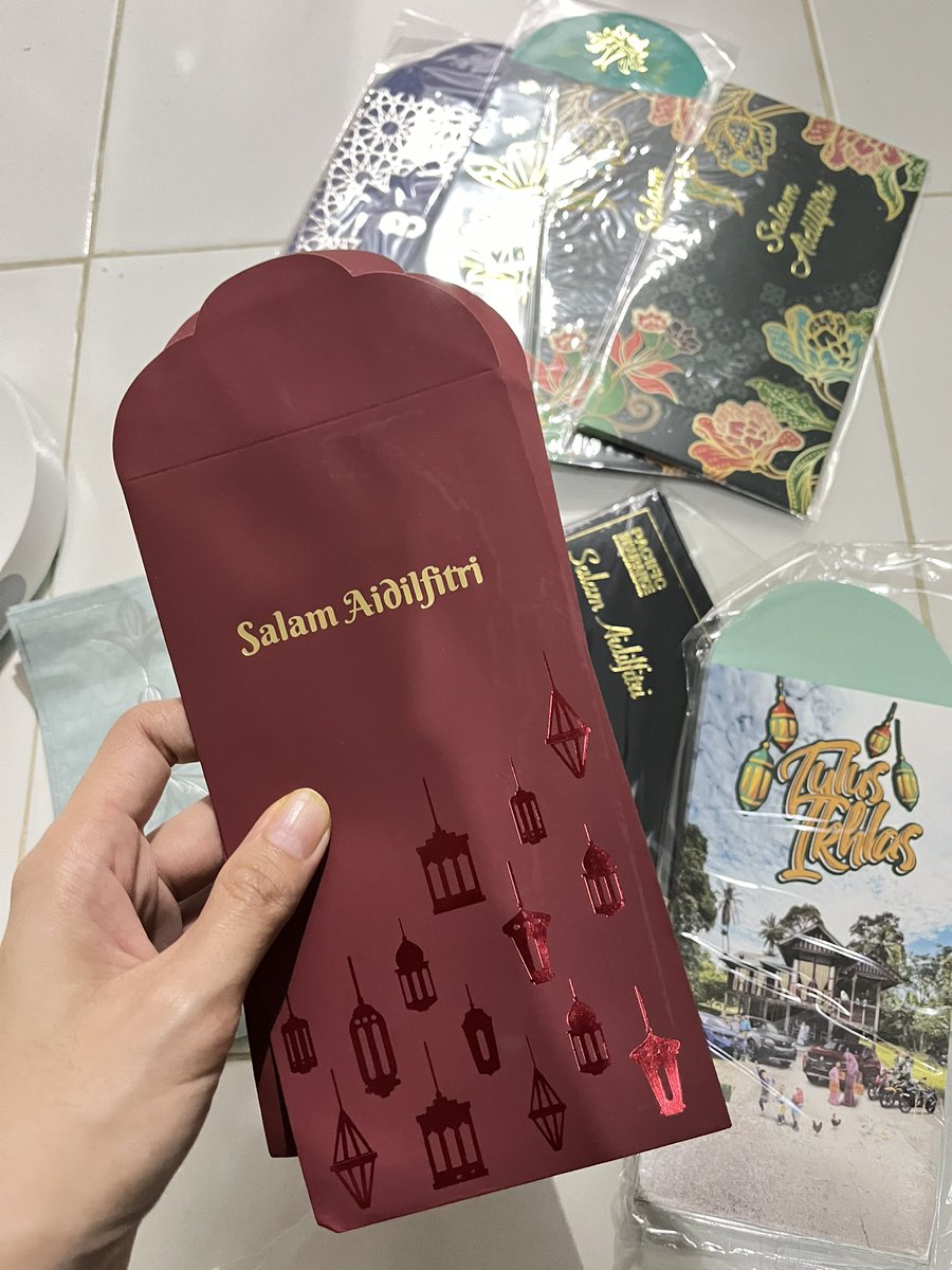 SyeraAisya's tweet image. Sampul sampul raya tahun ni kurg “kick” la  #sampulraya