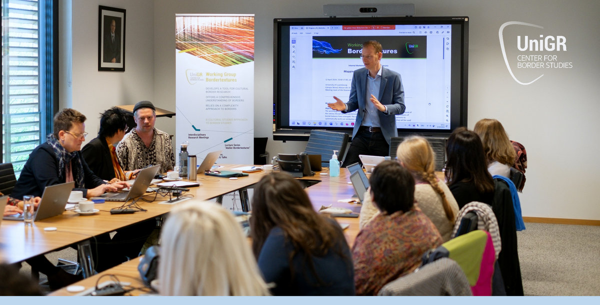 #CulturalBorderStudies

Many thanks to the colleagues of the Working group Bordertextures for the inspiring discussion on the relationship between #bordertexturing and #complexitythinking! 

Much food for thought and new paths for border theories...