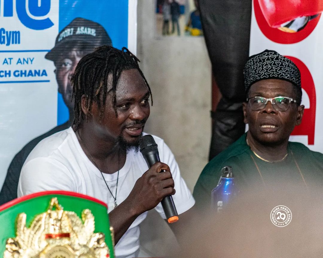 IT'S FIGHT DAY IN GHANA 🇬🇭 Nigerian Idowu Rasheed Takes on Ghanaian favourite Bastie Samir tonight, in a 10-rounds of action for the Vacant Universal Boxing Organization (UBO) African Light-Heavyweight title. ⏰️ 7:00pm 📍Live at Decathlon, Kawukudi Park, in Accra, Ghana 🇬🇭.